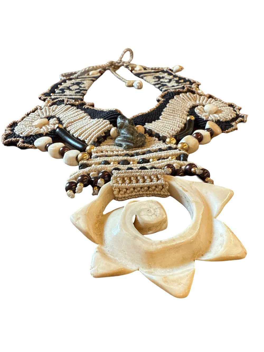 Barbara Witt Necklace – Cream & Black, 12"